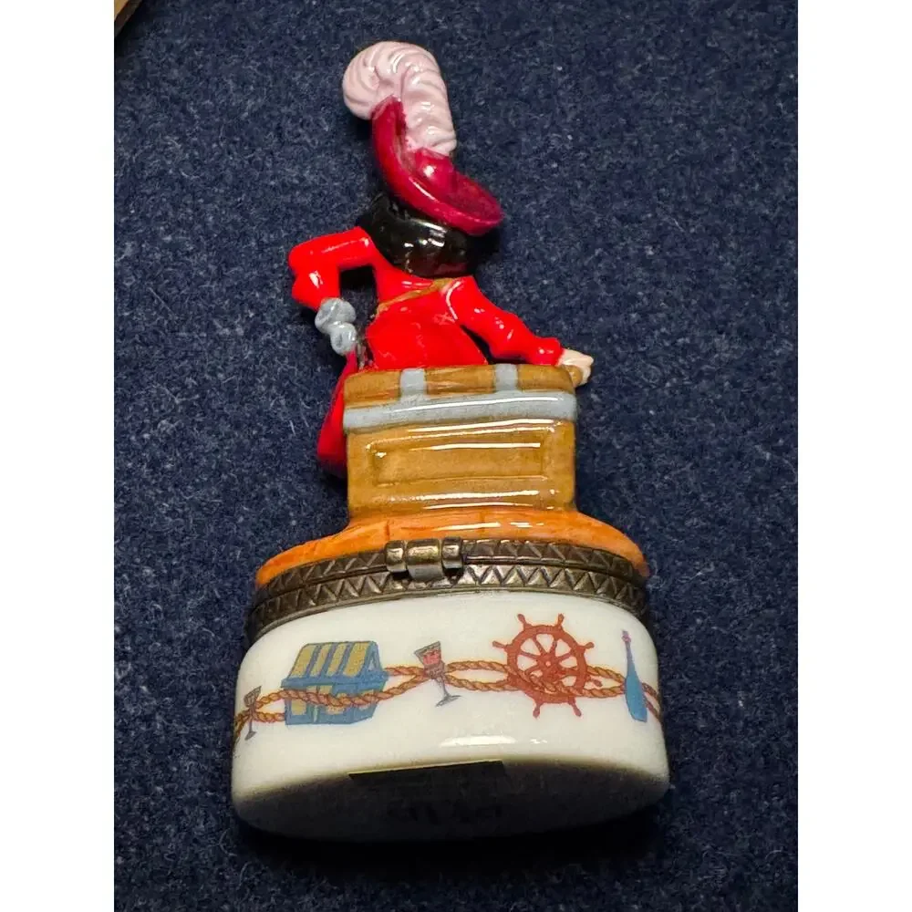 Vintage Disney Captain Hook Trinket Box w/ Looking Glass